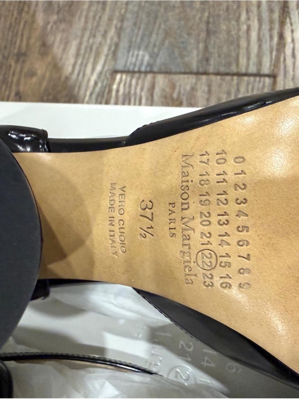 Maison Martin Margiela Black Split-Toe Cross-Strap Heels - Picture 9 of 10
